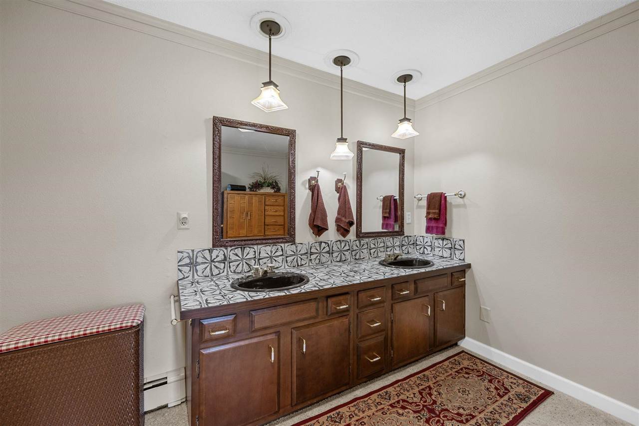 5297 Sand Road SE Iowa City IA 52240
