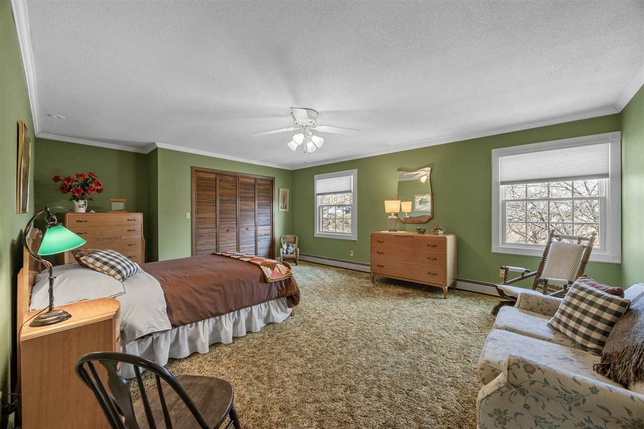 5297 Sand Road SE Iowa City IA 52240