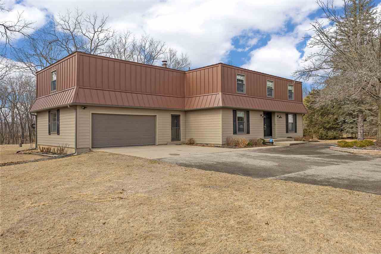 5297 Sand Road SE Iowa City IA 52240