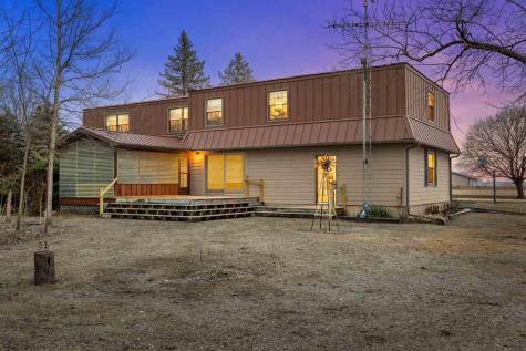 5297 Sand Road SE Iowa City IA 52240