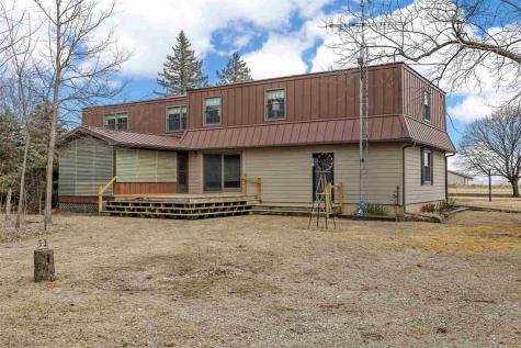5297 Sand Road SE Iowa City IA 52240