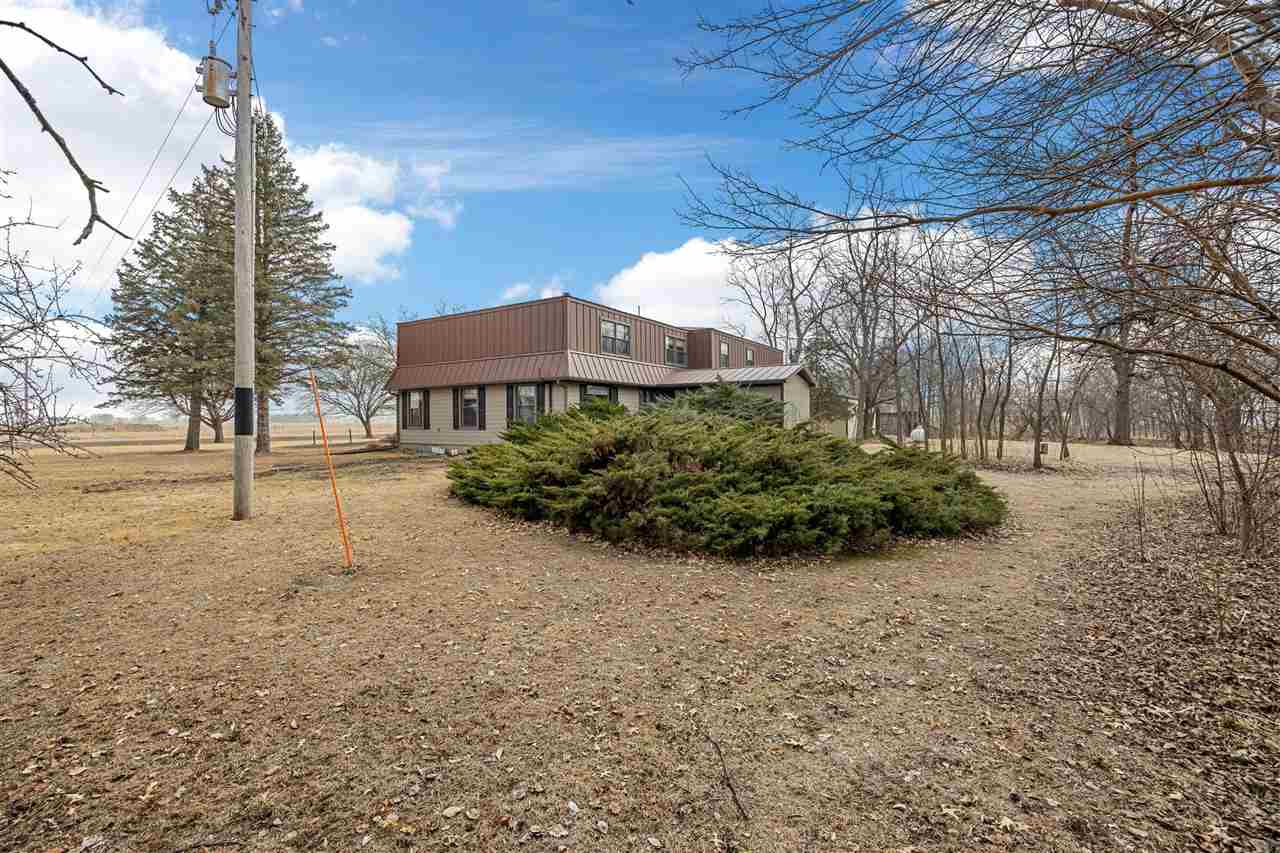 5297 Sand Road SE Iowa City IA 52240