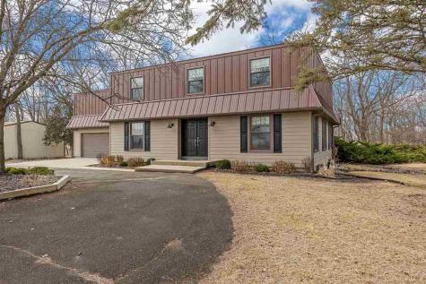 5297 Sand Road SE Iowa City IA 52240