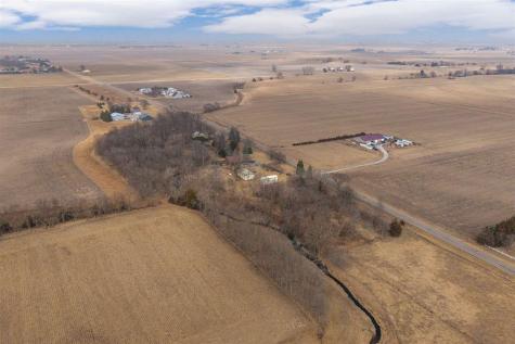 5297 Sand Road SE Iowa City IA 52240