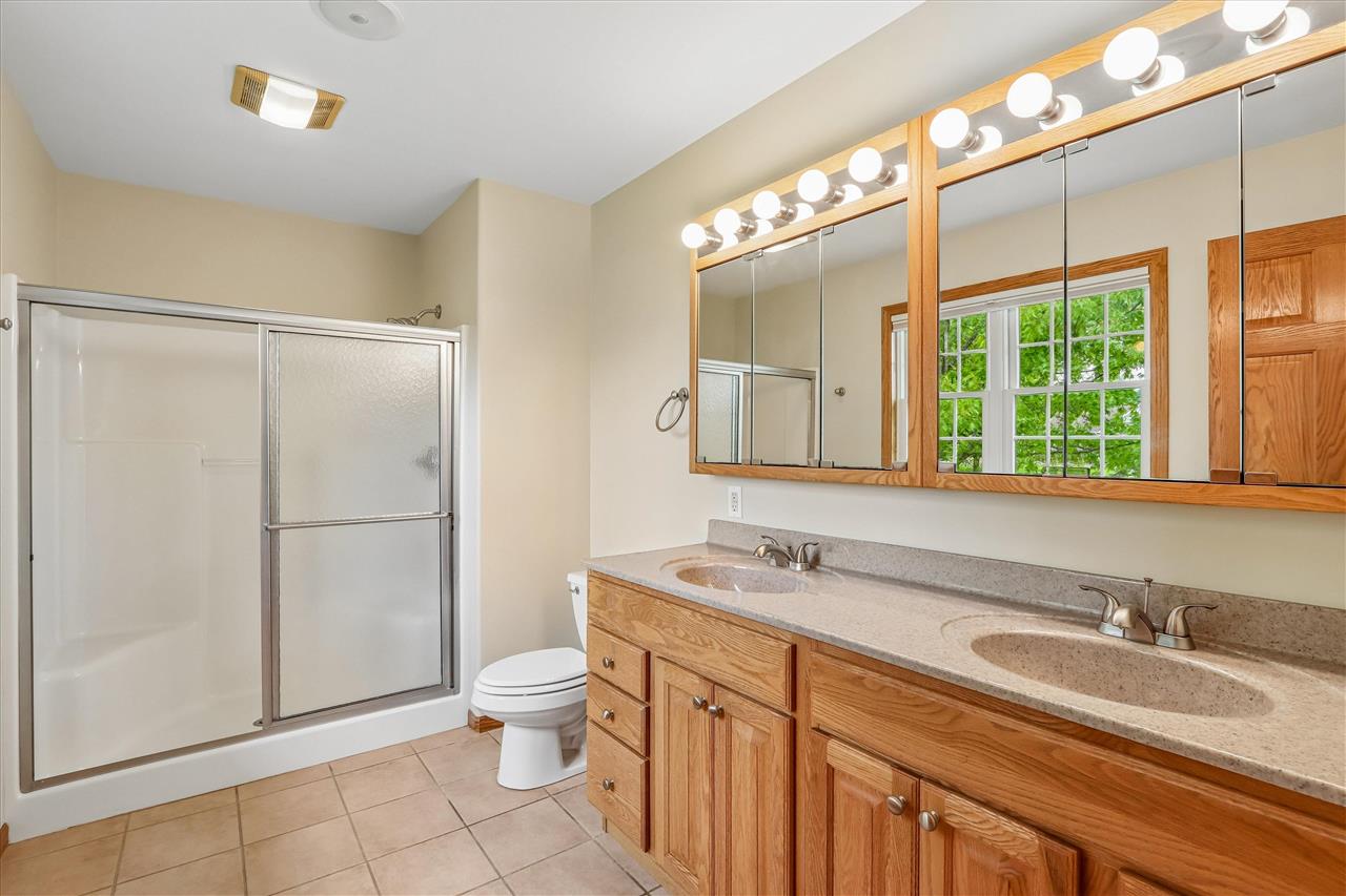 1070 Forest Edge Drive Coralville IA 52241