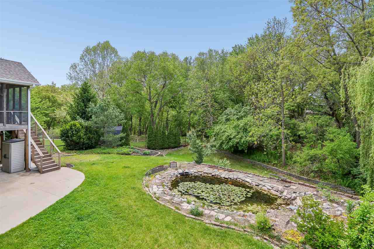 1070 Forest Edge Drive Coralville IA 52241