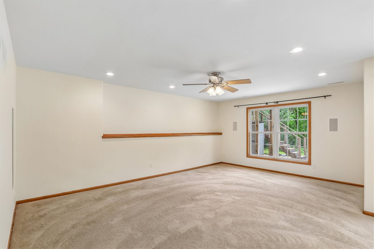 1070 Forest Edge Drive Coralville IA 52241