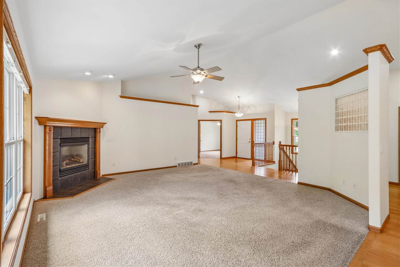 1070 Forest Edge Drive Coralville IA 52241