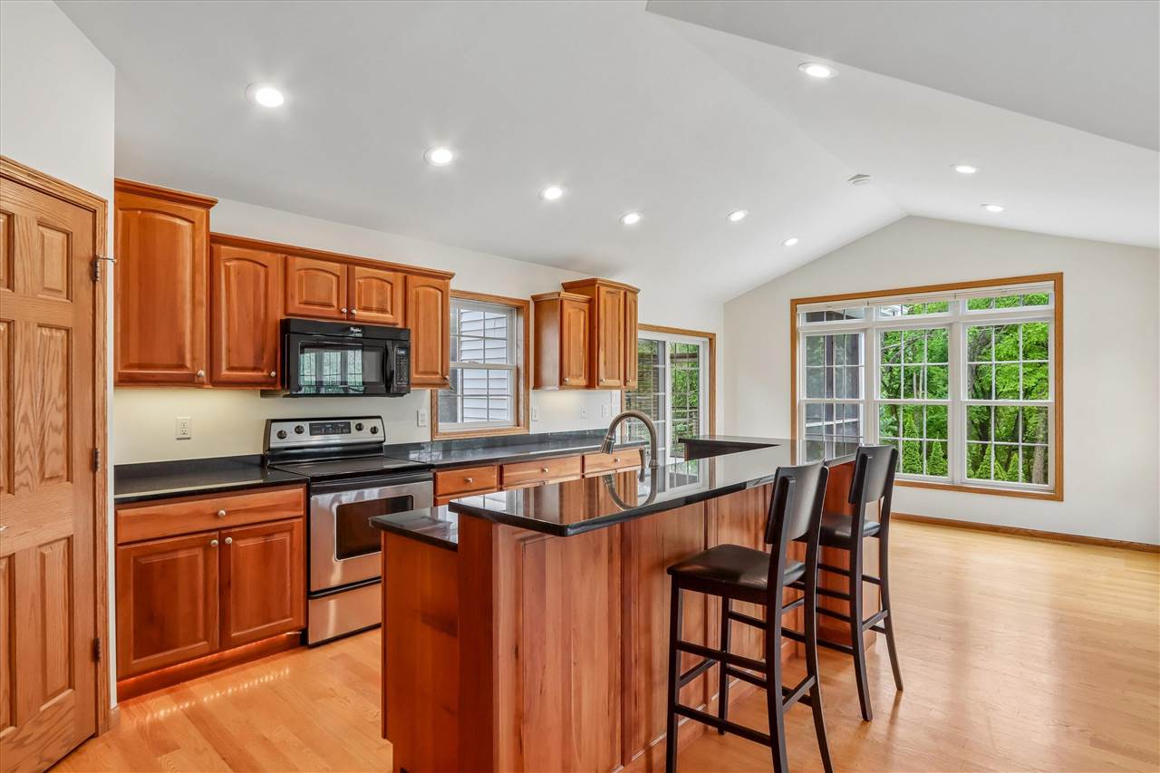 1070 Forest Edge Drive Coralville IA 52241