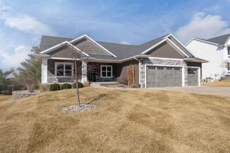3004 Forrest Meadow Lane Hiawatha IA 52233