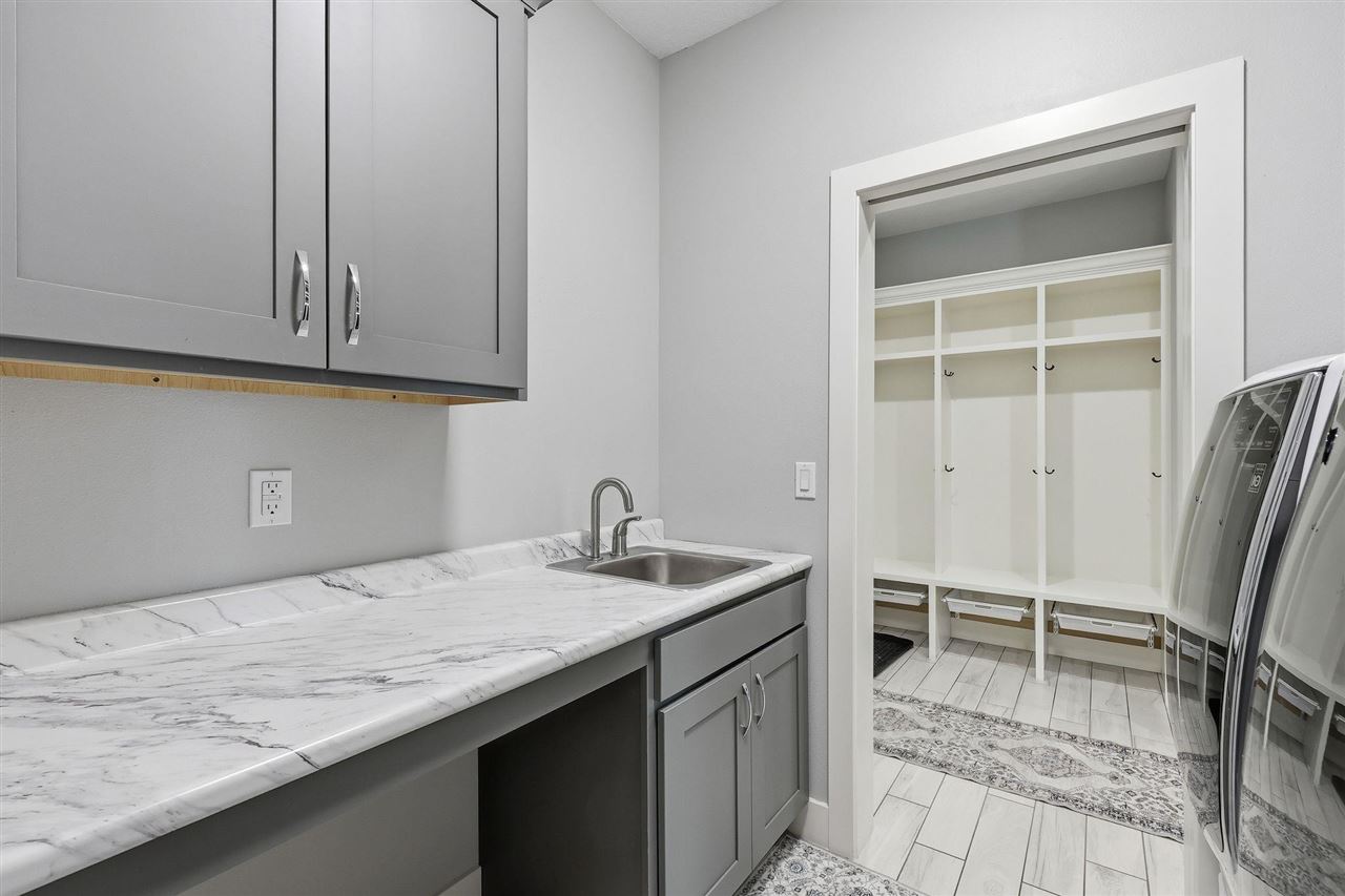 3004 Forrest Meadow Lane Hiawatha IA 52233