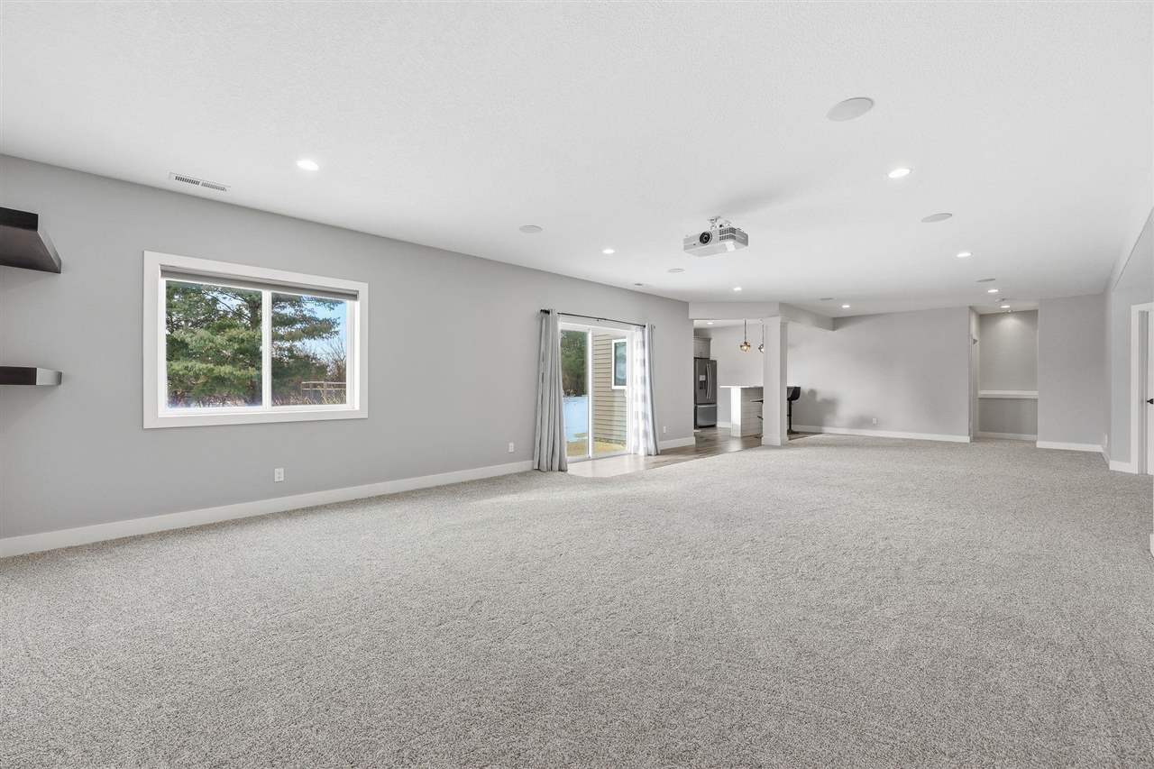 3004 Forrest Meadow Lane Hiawatha IA 52233
