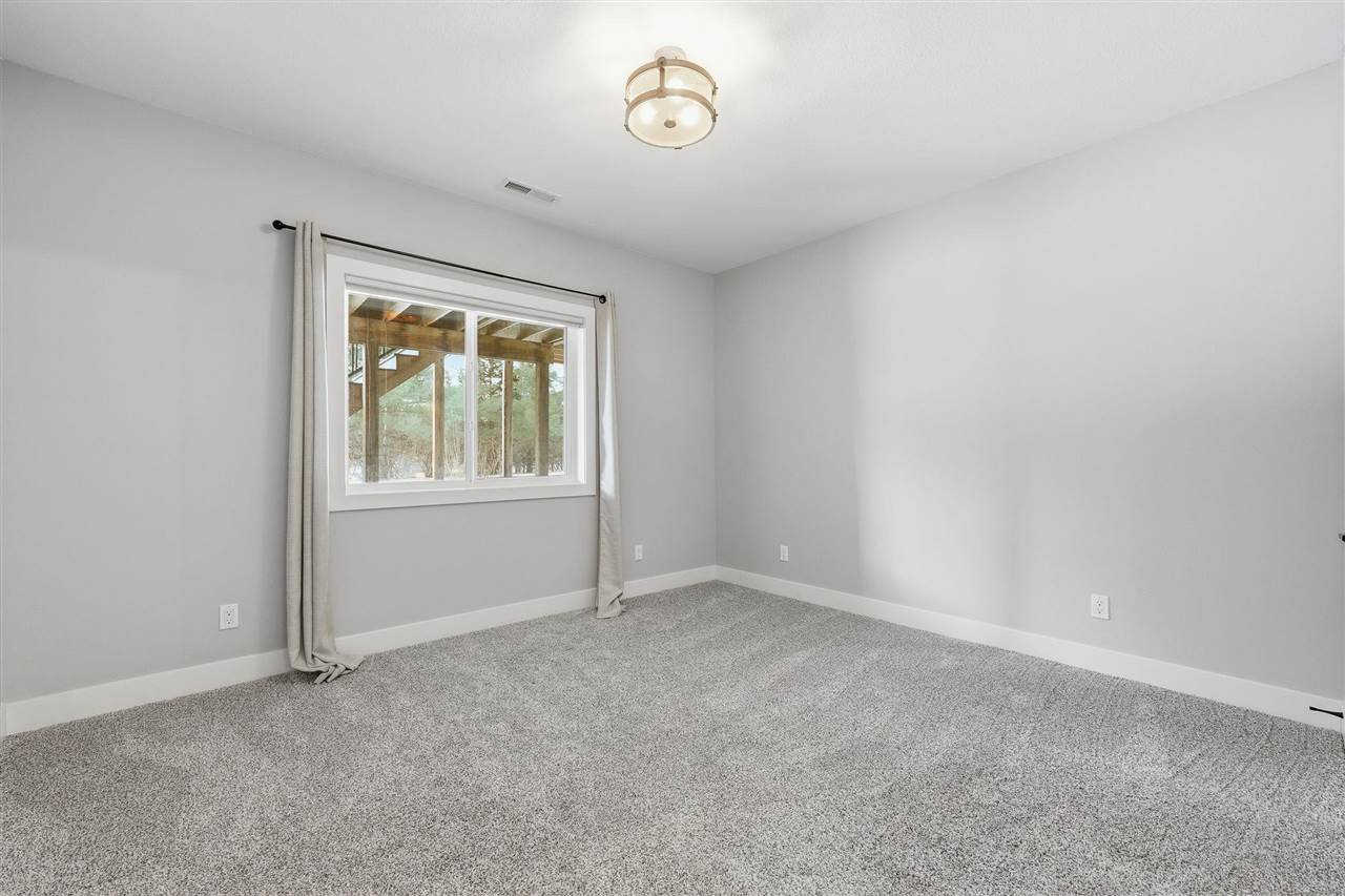 3004 Forrest Meadow Lane Hiawatha IA 52233