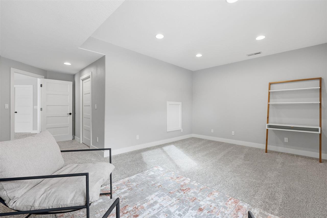 3004 Forrest Meadow Lane Hiawatha IA 52233