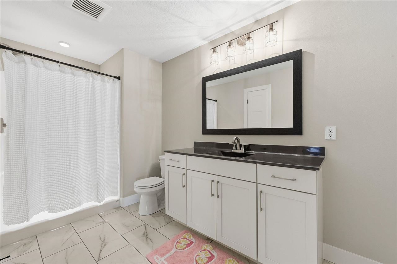 3004 Forrest Meadow Lane Hiawatha IA 52233