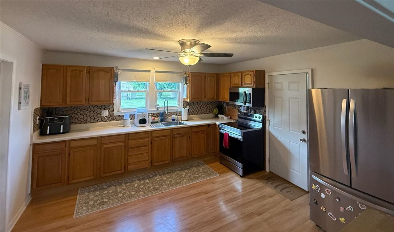 710 W Skillman Street Sigourney IA 52591