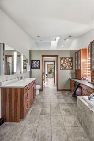 205 Koser Avenue Iowa City IA 52246