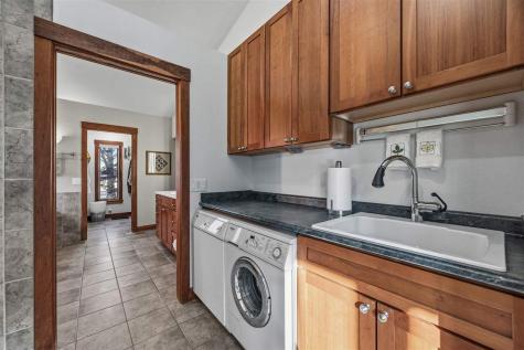 205 Koser Avenue Iowa City IA 52246