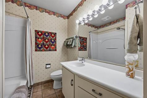 205 Koser Avenue Iowa City IA 52246