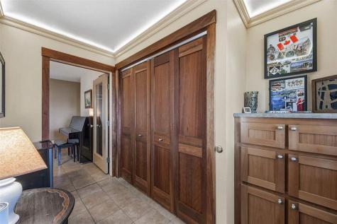 205 Koser Avenue Iowa City IA 52246