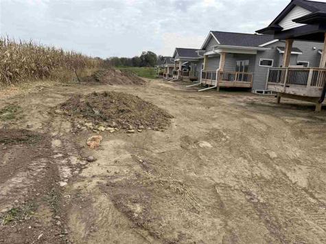 1282 Berkshire Lane North Liberty IA 52317