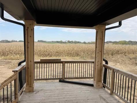 1282 Berkshire Lane North Liberty IA 52317