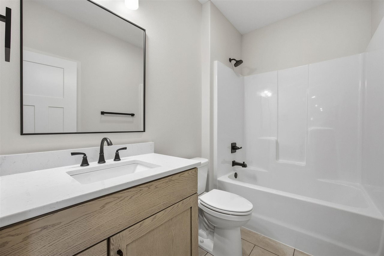 920 Yorkshire Street North Liberty IA 52317
