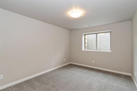 765 Chamberlin Lane North Liberty IA 52317
