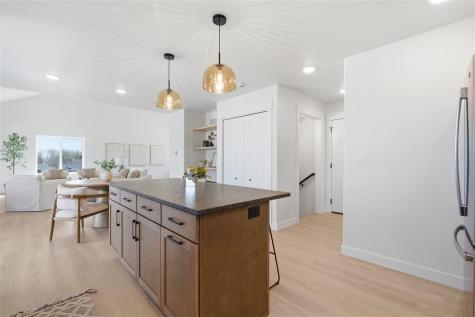 285 Ashford Place Iowa City IA 52245