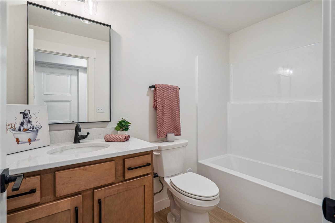 285 Ashford Place Iowa City IA 52245