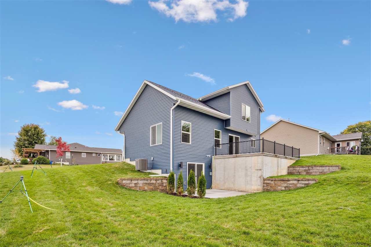 285 Ashford Place Iowa City IA 52245