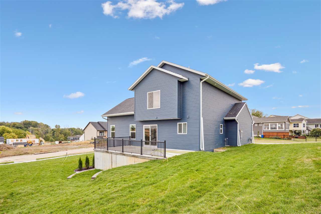 285 Ashford Place Iowa City IA 52245