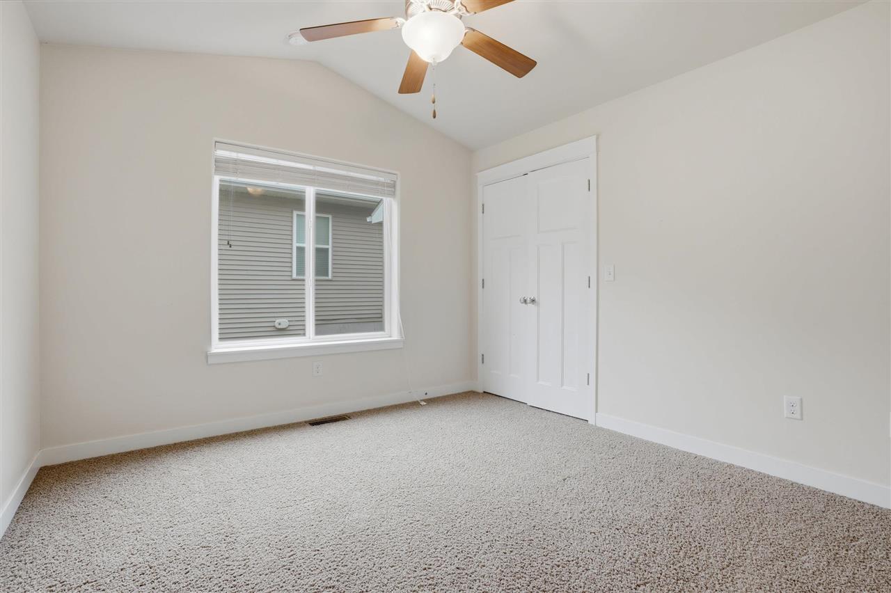 59 Whitechapel Drive Iowa City IA 52245