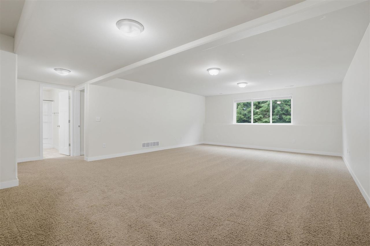 59 Whitechapel Drive Iowa City IA 52245
