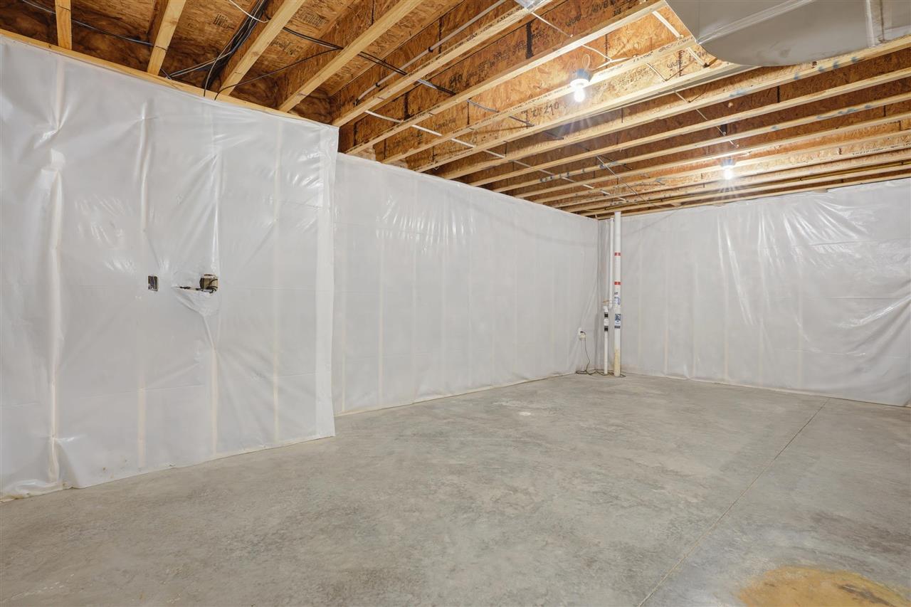 59 Whitechapel Drive Iowa City IA 52245