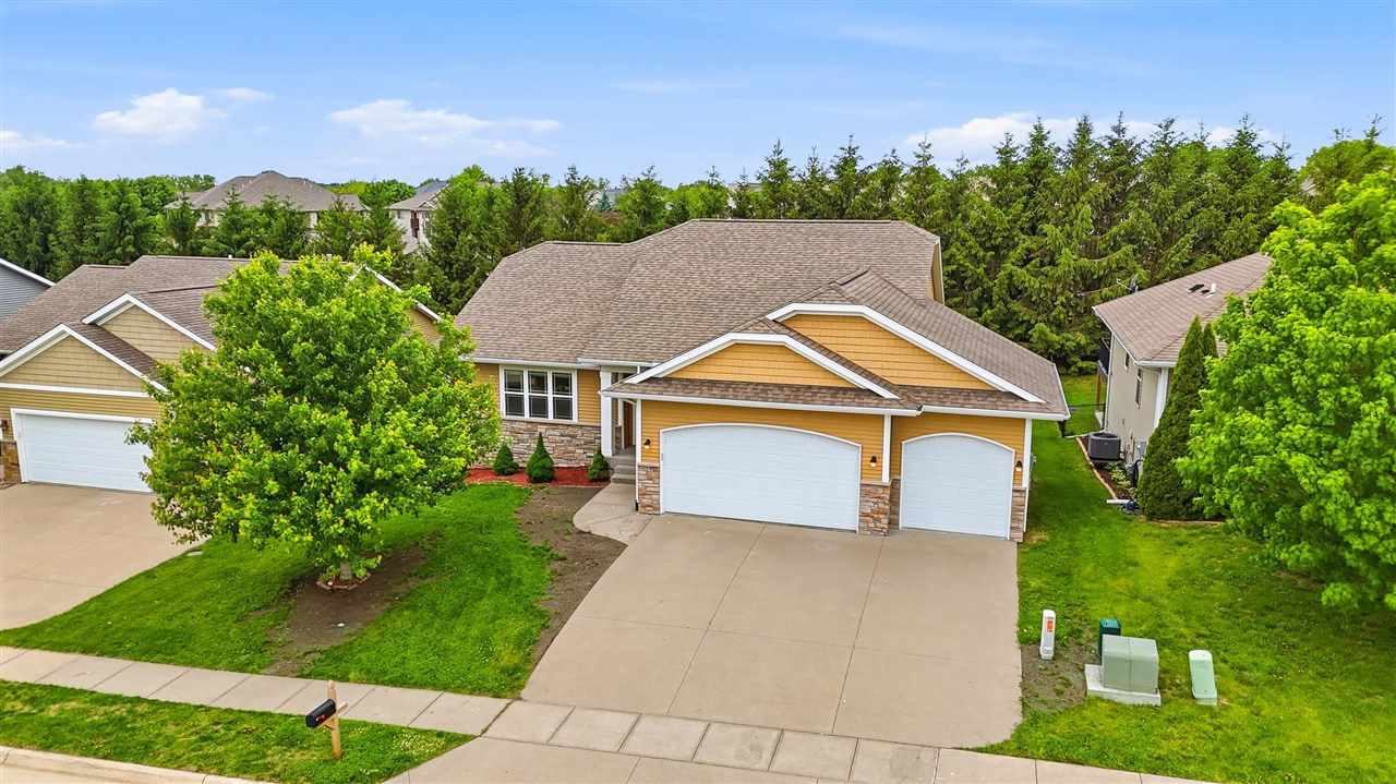 59 Whitechapel Drive Iowa City IA 52245