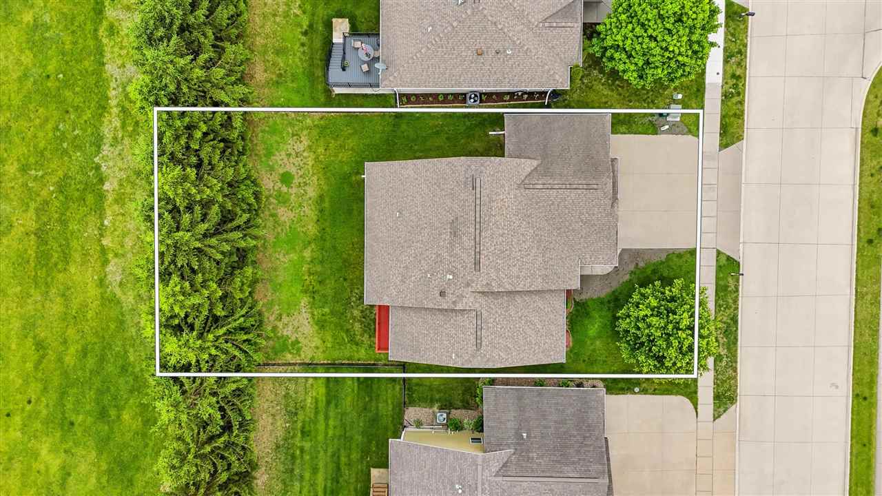 59 Whitechapel Drive Iowa City IA 52245