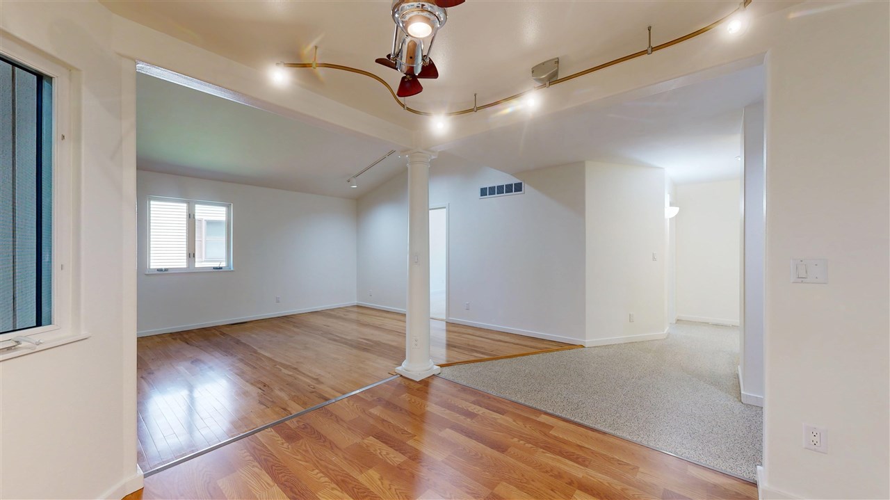 419 Elmira Street Iowa City IA 52245