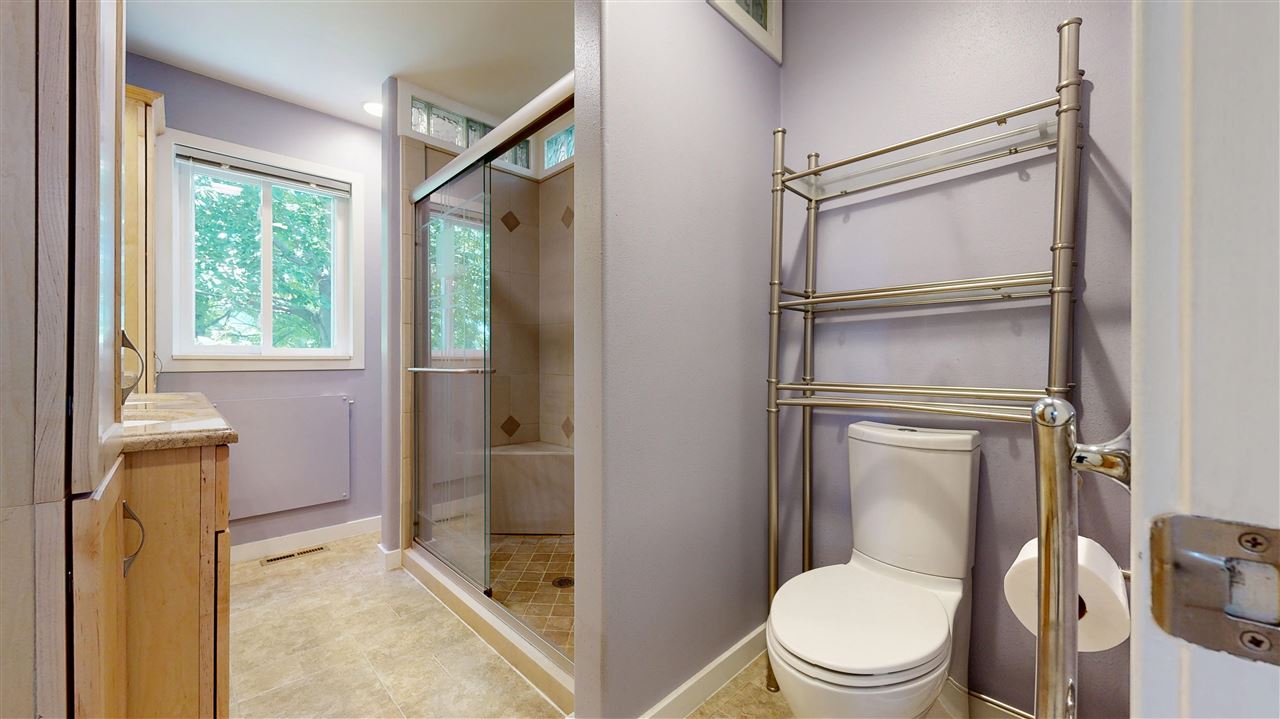 419 Elmira Street Iowa City IA 52245