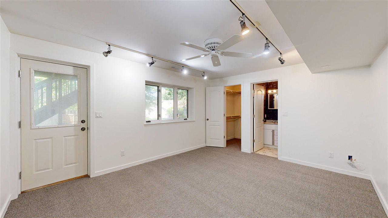 419 Elmira Street Iowa City IA 52245
