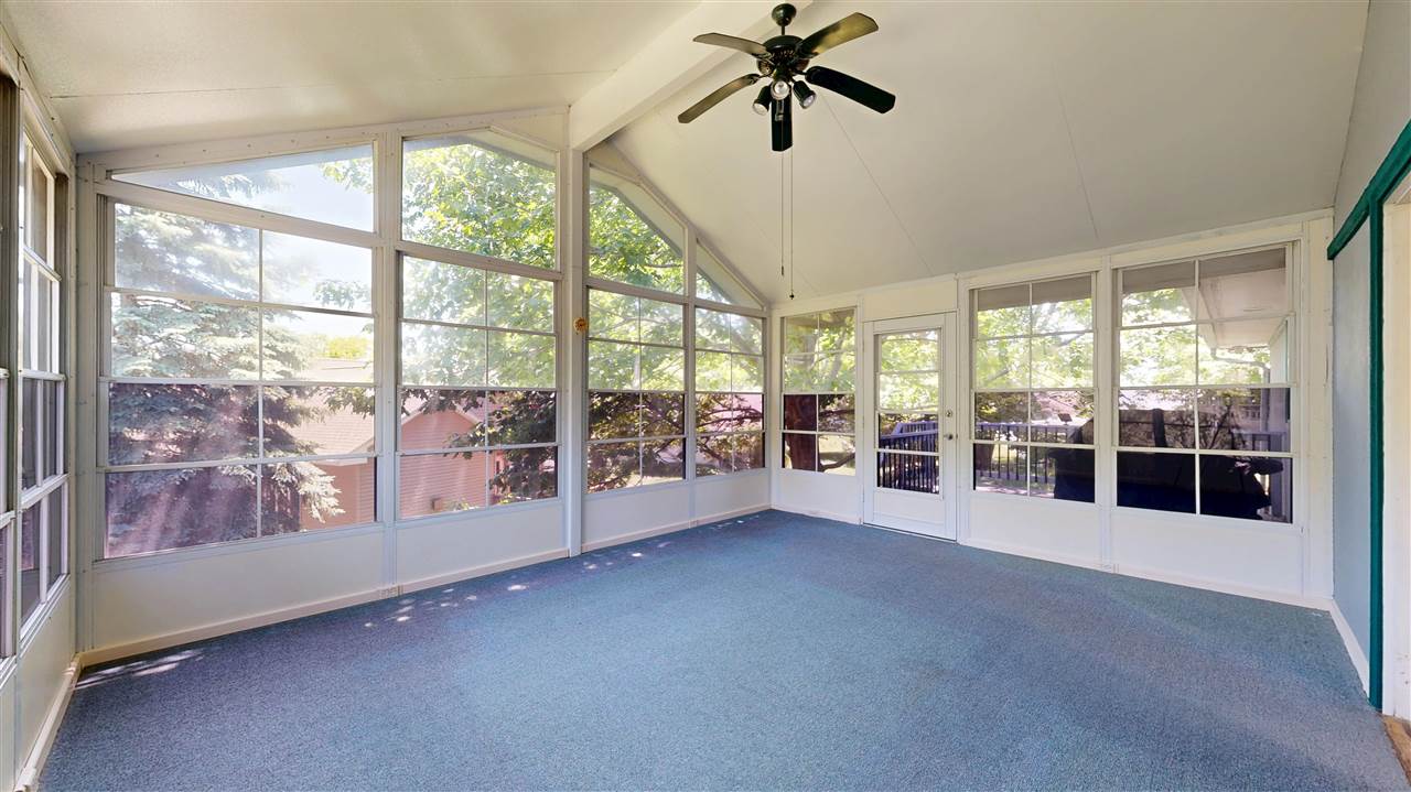 419 Elmira Street Iowa City IA 52245