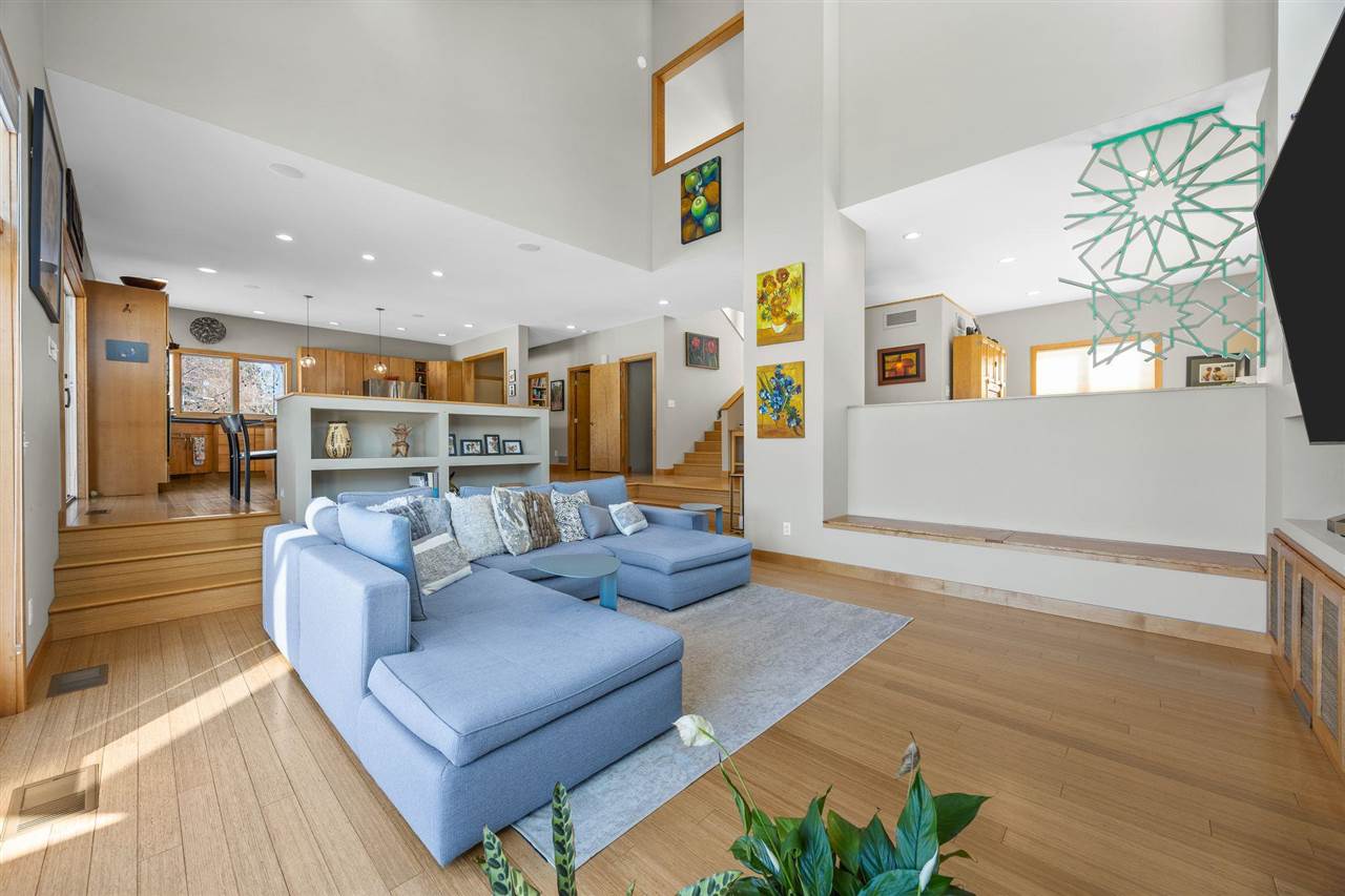 4635 Running Deer Court NE Iowa City IA 52240