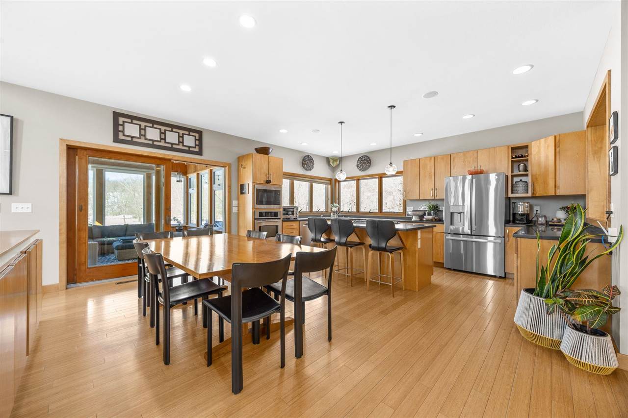 4635 Running Deer Court NE Iowa City IA 52240