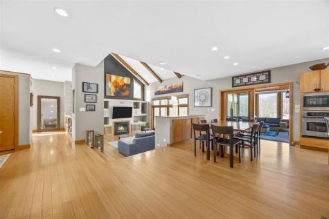 4635 Running Deer Court NE Iowa City IA 52240