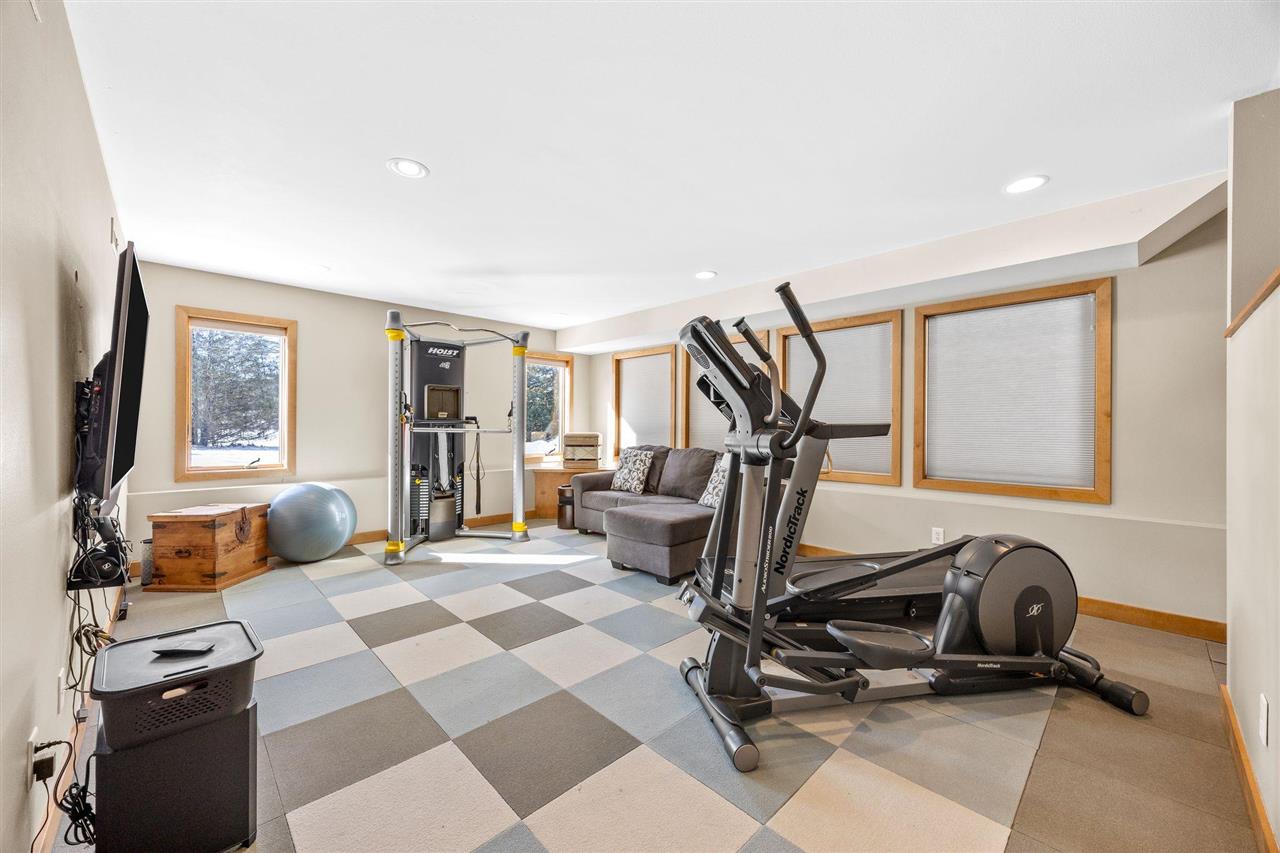 4635 Running Deer Court NE Iowa City IA 52240