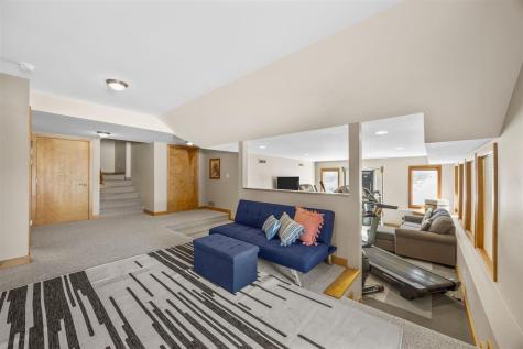 4635 Running Deer Court NE Iowa City IA 52240