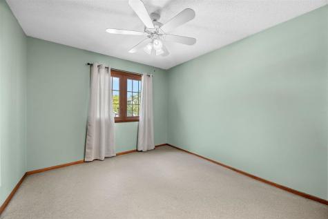 1711 NW Hamer Drive Cedar Rapids IA 52405