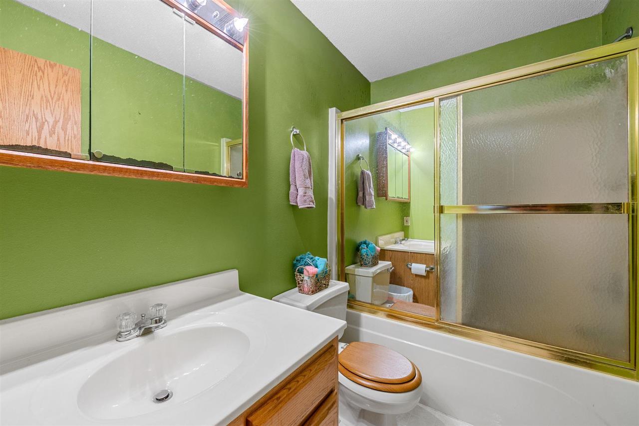 1711 NW Hamer Drive Cedar Rapids IA 52405