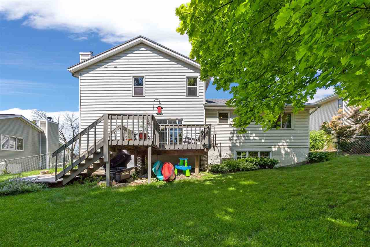 1711 NW Hamer Drive Cedar Rapids IA 52405