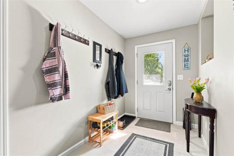 516 Fairchild Street Iowa City IA 52245